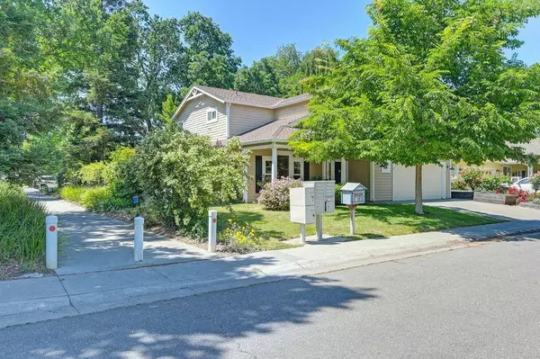 815 La Paz DR, Davis, CA 95618