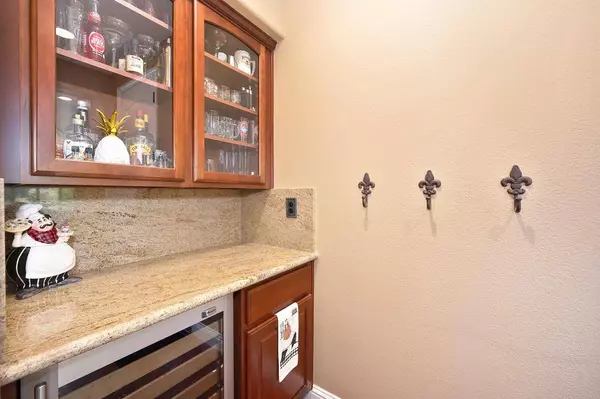 8643 Parada CT, Roseville, CA 95747