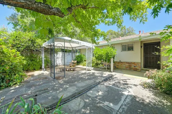 7407 Skylark CT, Citrus Heights, CA 95610