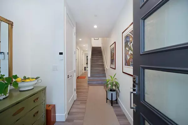 1815 T ST, Sacramento, CA 95811