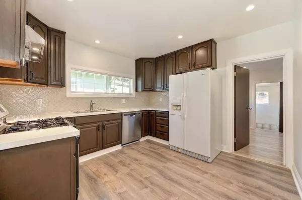 2084 Harrington AVE, Oakland, CA 94601