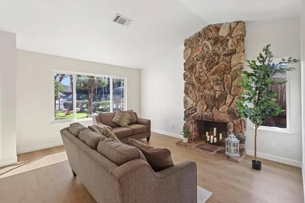 10049 Elgin River CT, Rancho Cordova, CA 95670