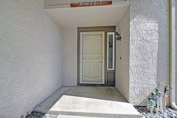 1266 Poplar LN, Lincoln, CA 95648