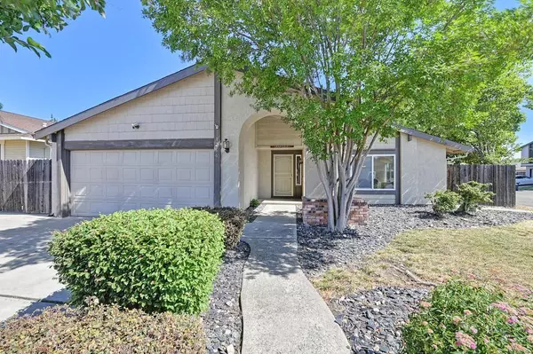 1266 Poplar LN, Lincoln, CA 95648