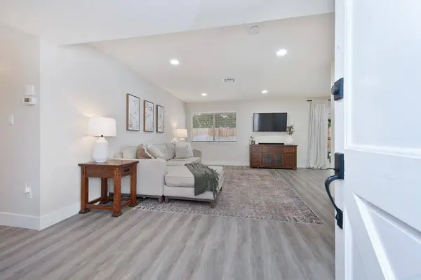 6828 Will Rogers DR, Fair Oaks, CA 95628