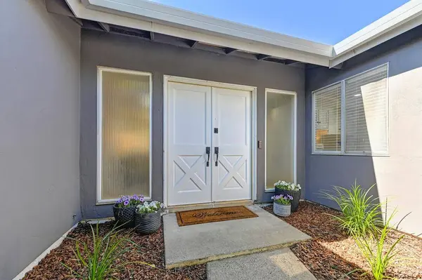 6828 Will Rogers DR, Fair Oaks, CA 95628