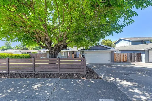 6828 Will Rogers DR, Fair Oaks, CA 95628