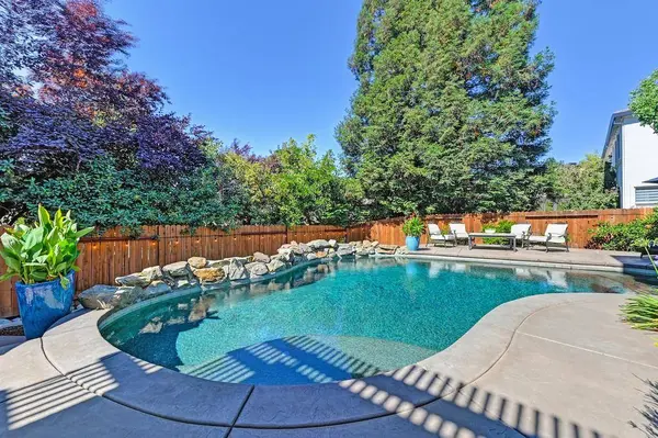 3809 Heather CT, Rocklin, CA 95765
