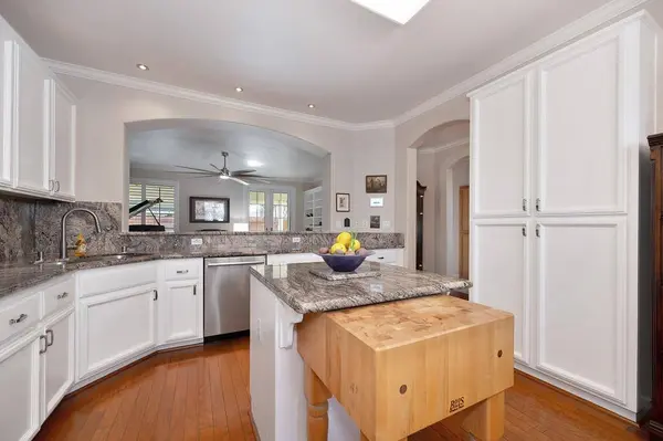 1833 San Gabriel ST, Roseville, CA 95747