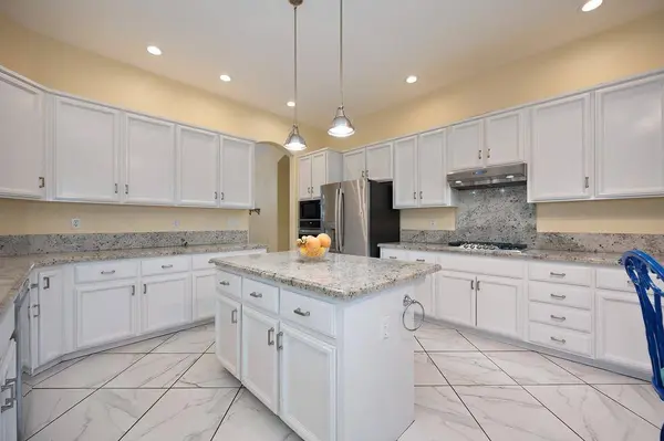 1832 San Gabriel ST, Roseville, CA 95747