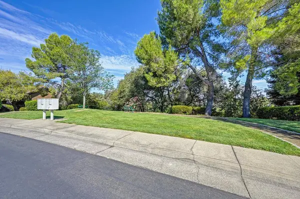 4367 Newland Heights DR, Rocklin, CA 95765