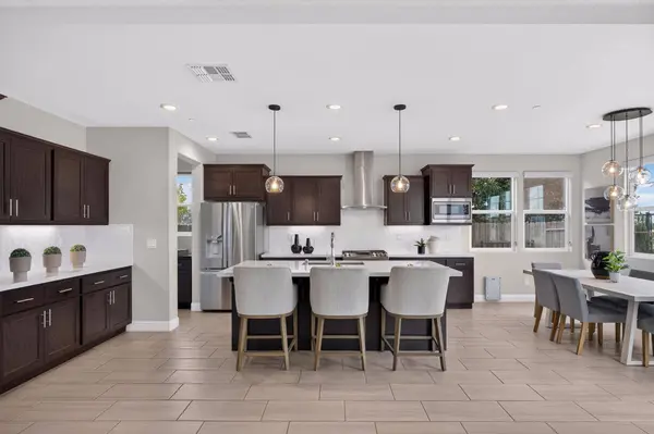 1303 Larkspur DR, Rocklin, CA 95765