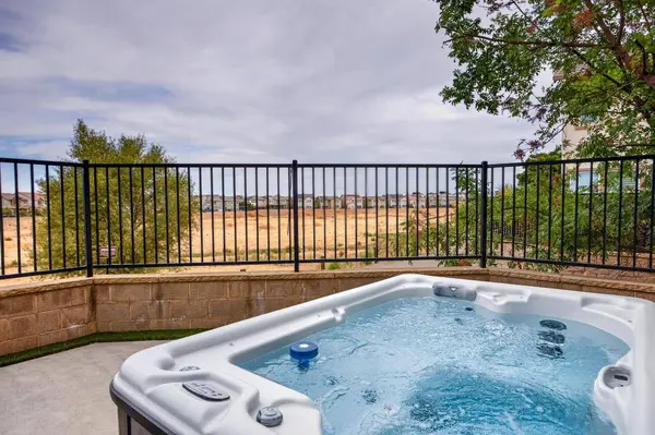 1303 Larkspur DR, Rocklin, CA 95765