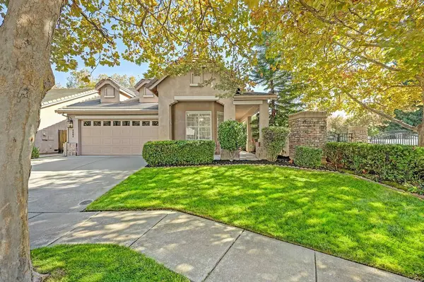 2602 Arbury CT