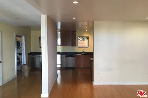 1103 S Redondo Blvd #1103, Los Angeles, CA 90019
