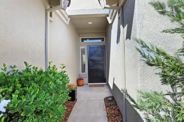 1910 Starview LN, Lincoln, CA 95648