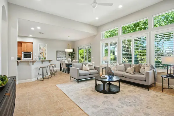 1969 Eagle Glen DR, Roseville, CA 95661