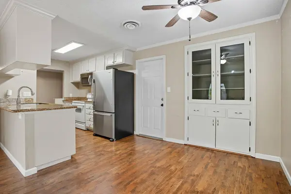 7517 Almondwood AVE, Citrus Heights, CA 95610