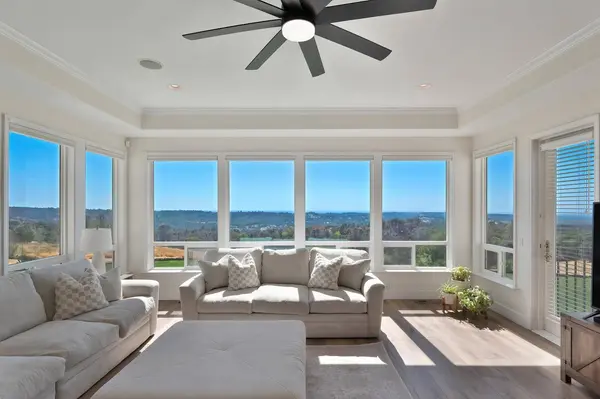 11100 Valle Vista CT, Auburn, CA 95603