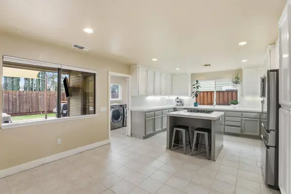 4208 Sherlock WAY, Citrus Heights, CA 95610