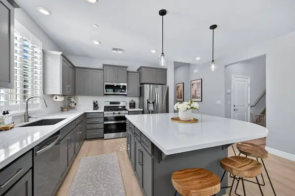 8016 Clear Springs PL, Roseville, CA 95747