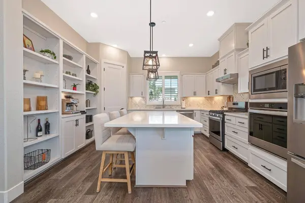 4057 Scotch Pine DR, Roseville, CA 95747