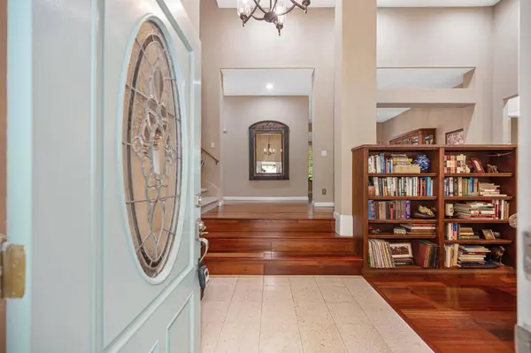 10111 Cavalletti DR, Sacramento, CA 95829