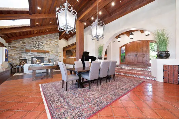 5905 Barton RD, Loomis, CA 95650