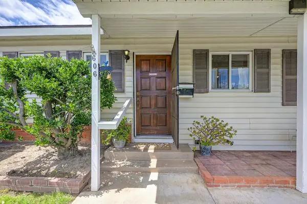 606 Wales DR, Folsom, CA 95630