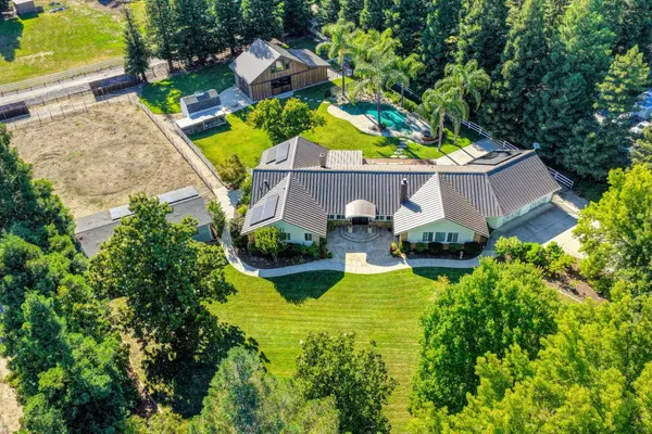 8990 Fargo LN, Granite Bay, CA 95746
