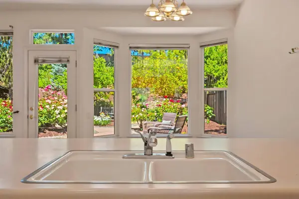 3807 Coldwater DR, Rocklin, CA 95765