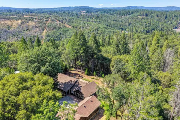 25990 Ridgeview CT, Colfax, CA 95713