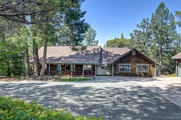25990 Ridgeview CT, Colfax, CA 95713