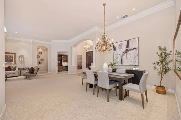 1876 Park Oak DR, Roseville, CA 95661