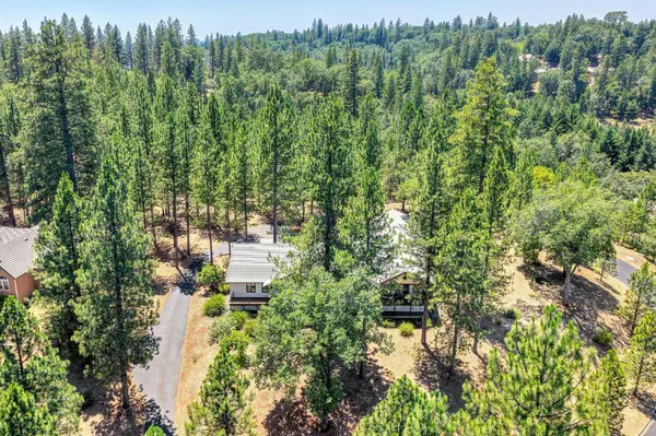 5050 Bella Vista CIR, Foresthill, CA 95631