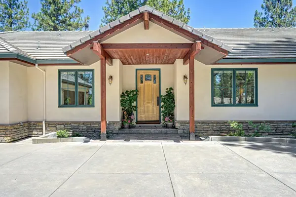 5050 Bella Vista CIR, Foresthill, CA 95631