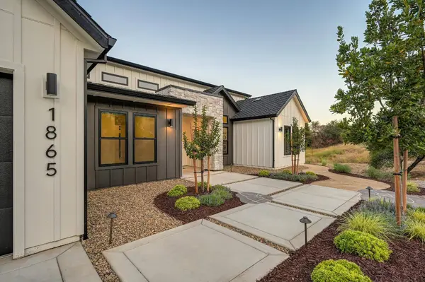 1865 Vista Cielo DR, Newcastle, CA 95658