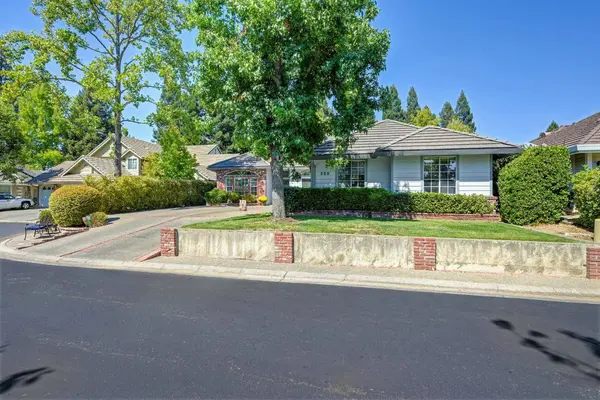 320 Emerson Court, Roseville, CA 95661