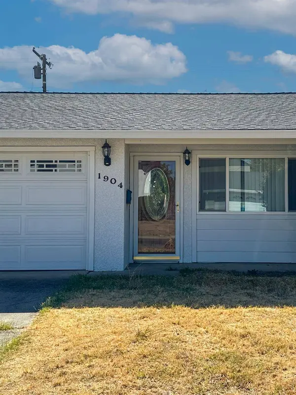 1904 Wildwood WAY, Roseville, CA 95661