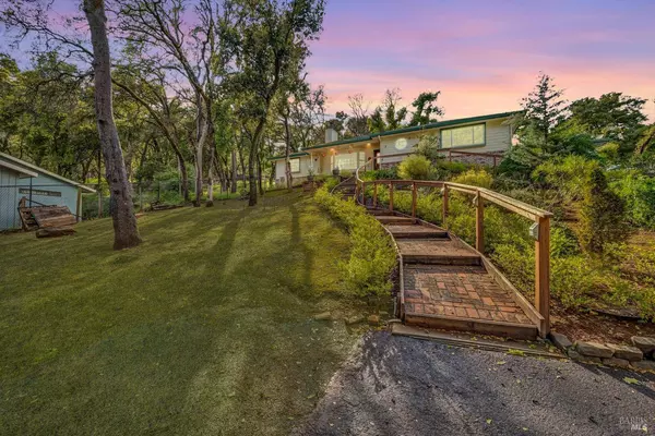 2465 Eastlake DR, Kelseyville, CA 95451