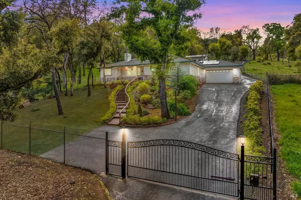 2465 Eastlake DR, Kelseyville, CA 95451