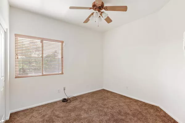 9329 Mainline DR, Elk Grove, CA 95624