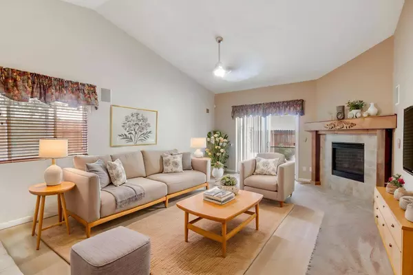 9329 Mainline DR, Elk Grove, CA 95624