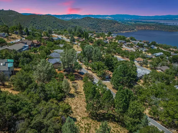 3126 Edgewood DR, Kelseyville, CA 95451