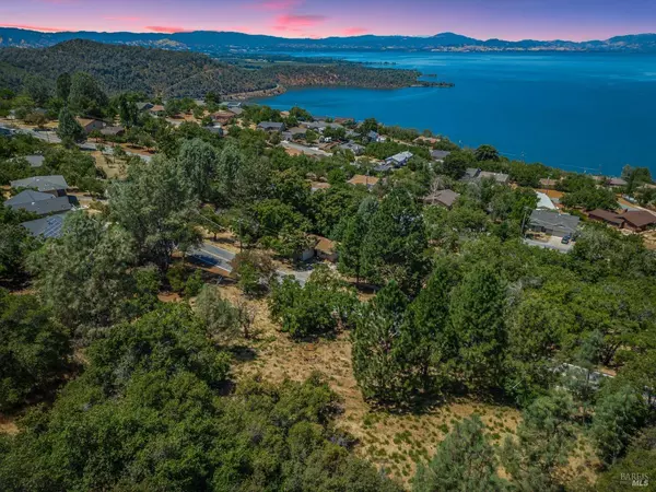3126 Edgewood DR, Kelseyville, CA 95451