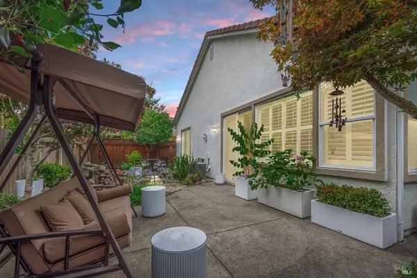 1266 Eagle DR, Windsor, CA 95492