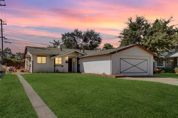 8894 Sharkey AVE, Elk Grove, CA 95624