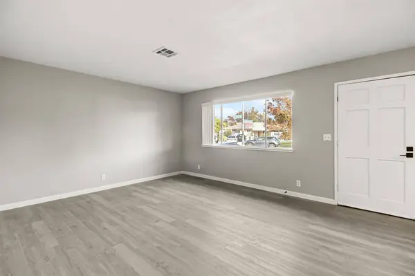 7446 Sylvia WAY, Sacramento, CA 95822