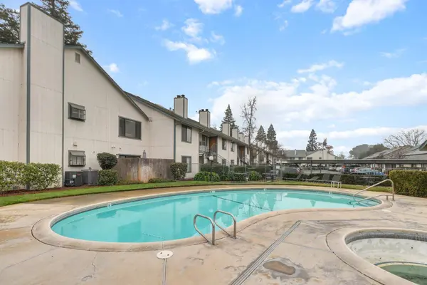 2350 Alta Garden LN #B, Sacramento, CA 95825