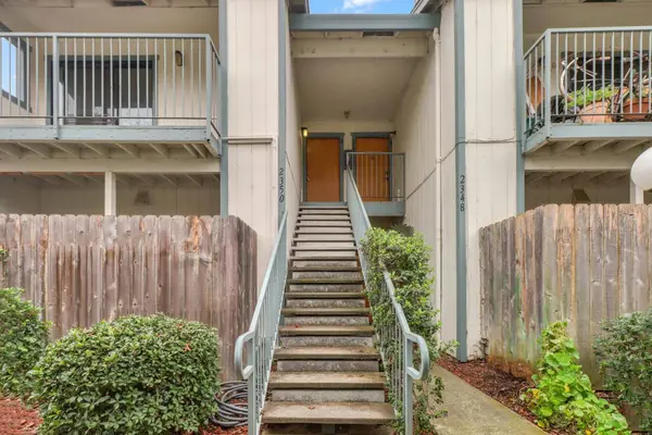 2350 Alta Garden LN #B, Sacramento, CA 95825